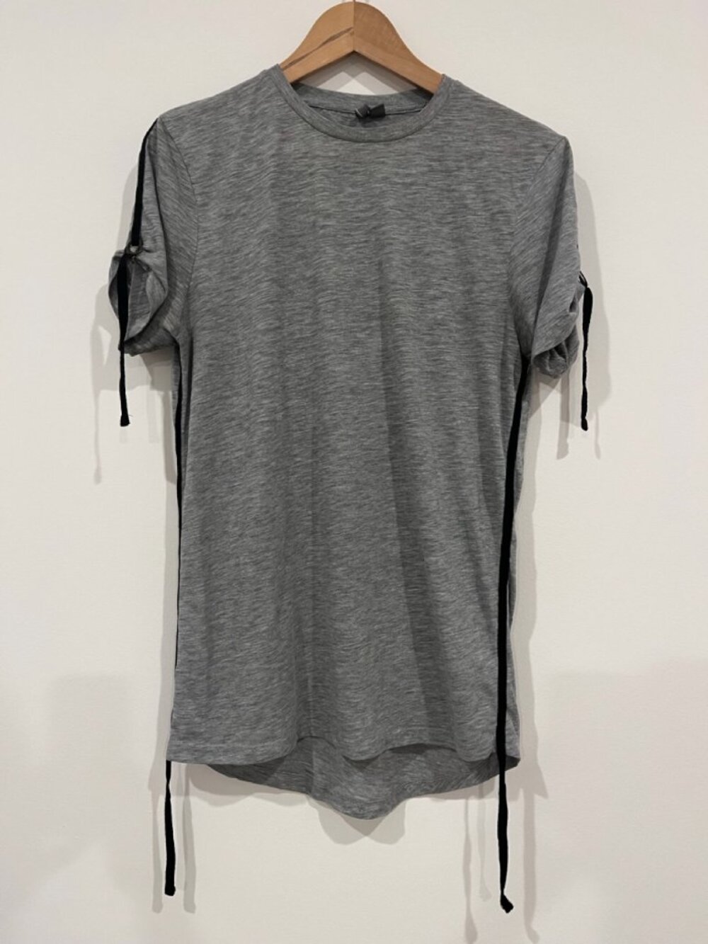 ASOS Heather Gray D-Ring Strap Accent Short Sleeve T-Shirt Top XS